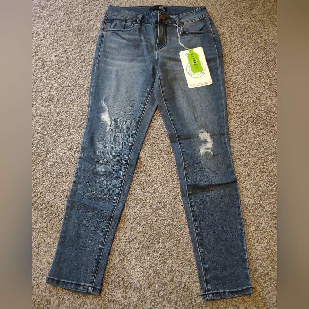 1822 Denim Blue Jeans - Picture 13 of 15